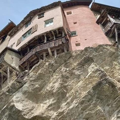 Апартаменты Au Bonheur Suspendu Понт-ан-Руайан Экстерьер фото
